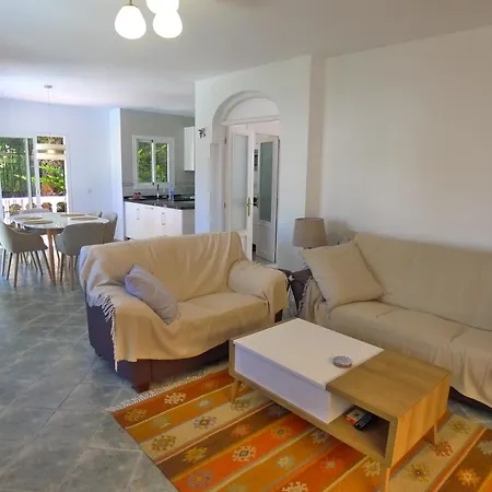 Villa Golondrinas - Private To Sleep 6 Nerja