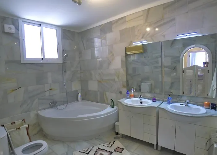 Golondrinas - Private To Sleep 6