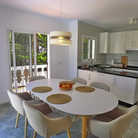 Golondrinas - Private To Sleep 6